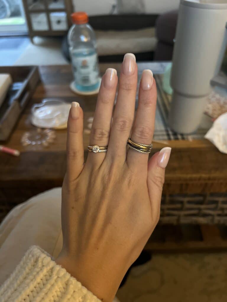 simple summer nails that are french tip